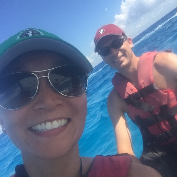 Meet your Posher, Dee - Picture 6 of 8